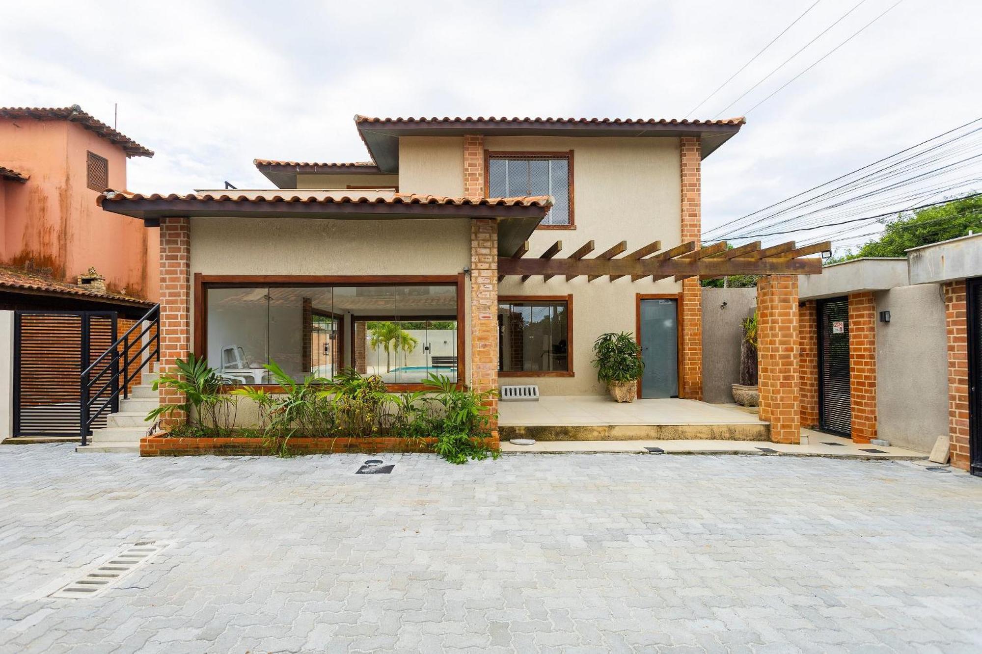 Casa C/ 2qtos Em A 200m Da | Vs 25 Casa de férias